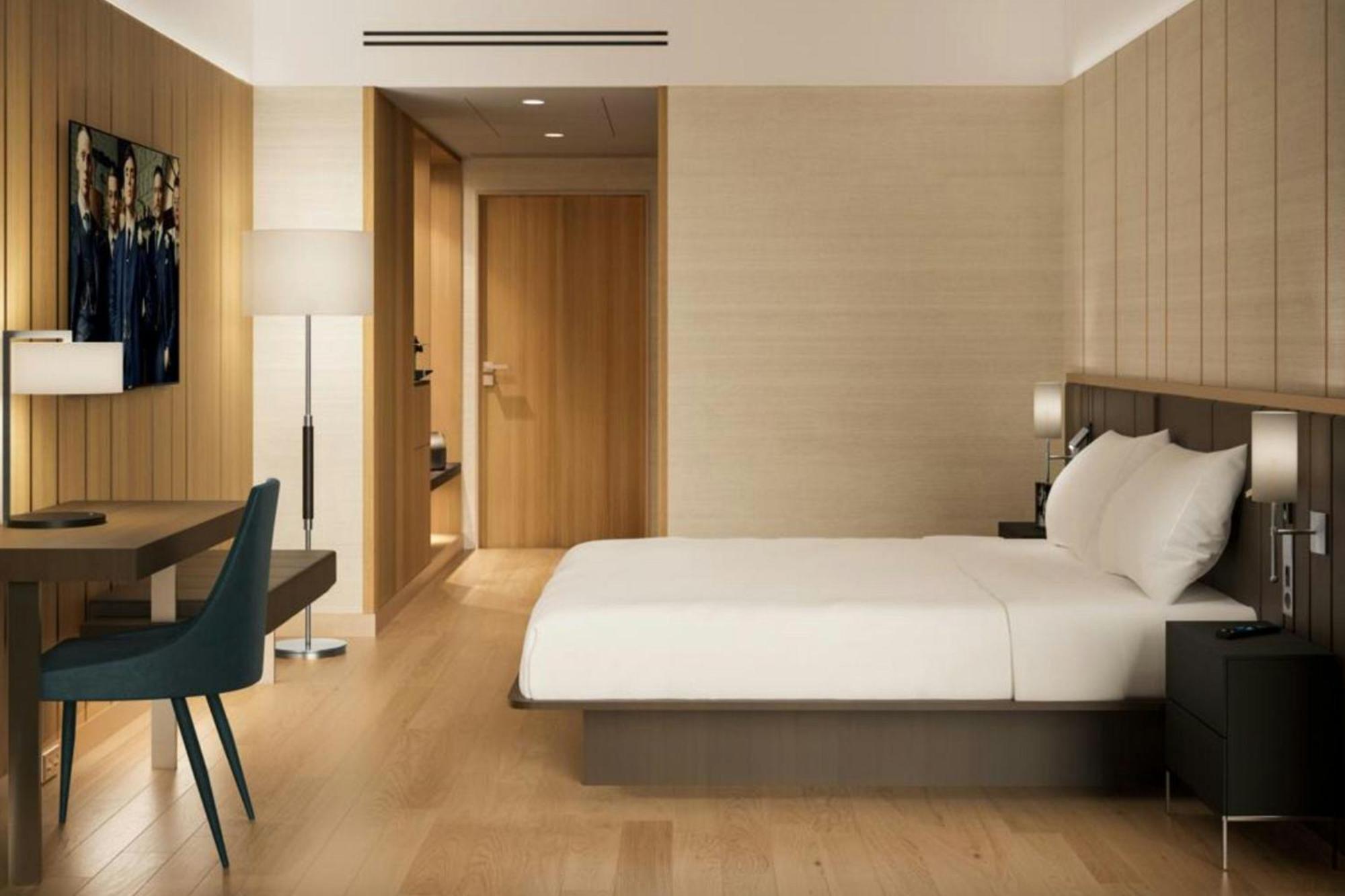 Ac Hotel By Marriott 圣朱利安恩因 外观 照片